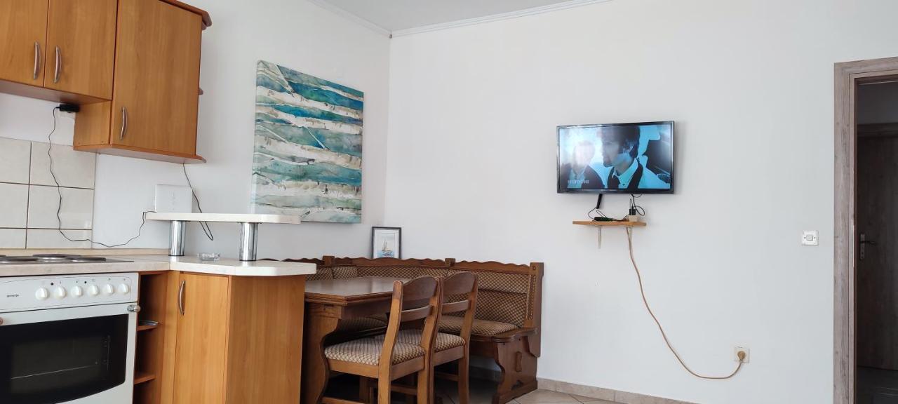 Apartmani Ivka Brodarica  Esterno foto