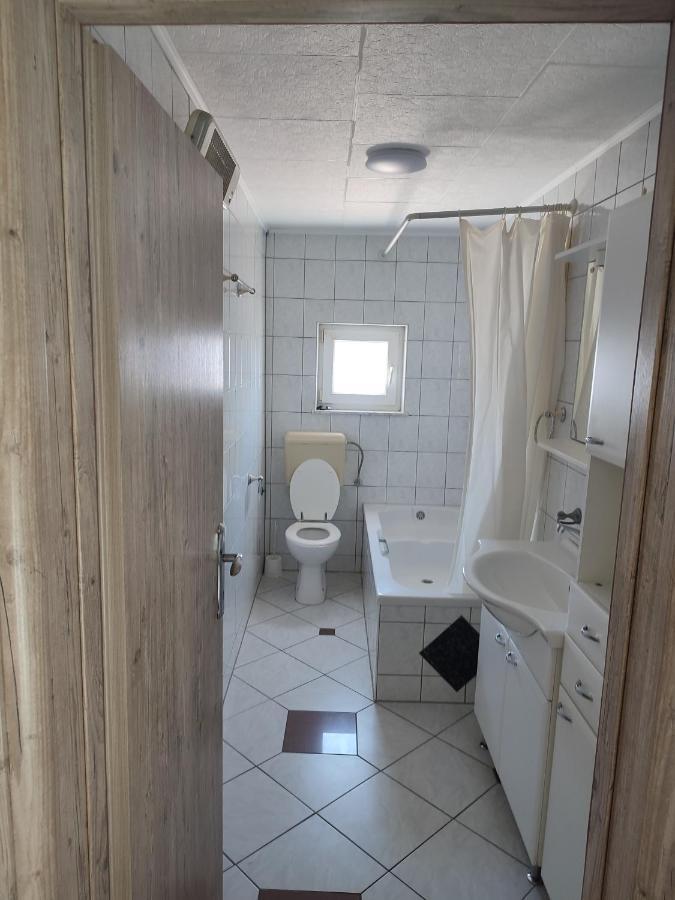 Apartmani Ivka Brodarica  Esterno foto