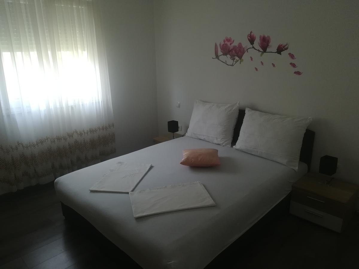 Apartmani Ivka Brodarica  Esterno foto