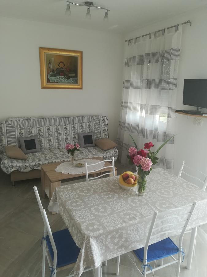 Apartmani Ivka Brodarica  Esterno foto